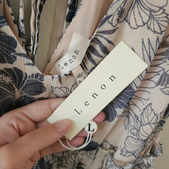 NWT Lenon Floral Tiered Dress - Picture 6 of 9